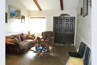 7527 SW 7th Ct, North Lauderdale, FL 33068 - Photo 11