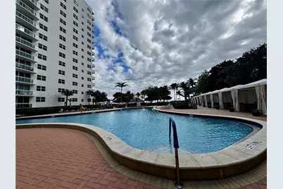 3001 S Ocean Dr #827, Hollywood, FL 33019 - Photo 43