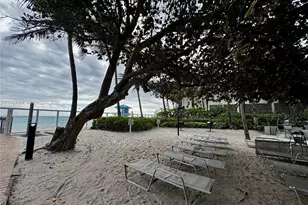 3001 S Ocean Dr, Hollywood, FL 33019 - Photo 63