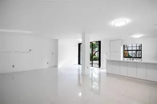 3545 Magellan Cir, Aventura, FL 33180 - Photo 3