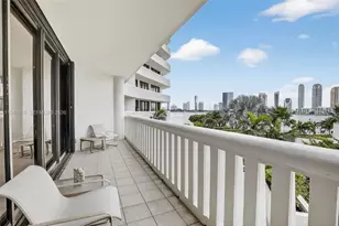 3000 Island Blvd, Aventura, FL 33160 - Photo 35
