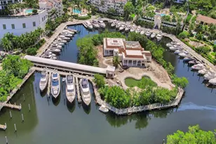3000 Island Blvd, Aventura, FL 33160 - Photo 69