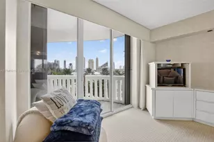 3000 Island Blvd, Aventura, FL 33160 - Photo 29