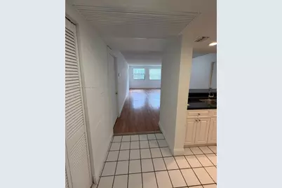 8160 Geneva Ct #108, Doral, FL 33166 - Photo 3