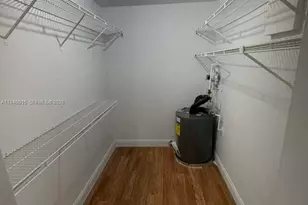 8160 Geneva Ct, Doral, FL 33166 - Photo 15