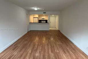 8160 Geneva Ct, Doral, FL 33166 - Photo 9