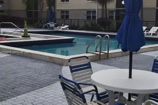 8160 Geneva Ct, Doral, FL 33166 - Photo 27