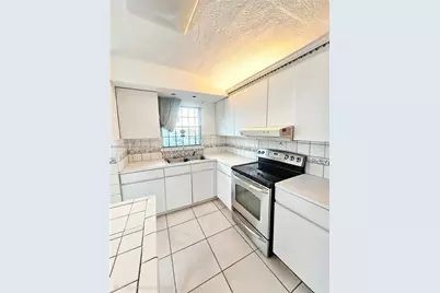 3494 E 4th Ave #1207, Hialeah, FL 33013 - Photo 5