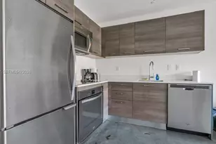 151 SE 1st St, Miami, FL 33131 - Photo 3