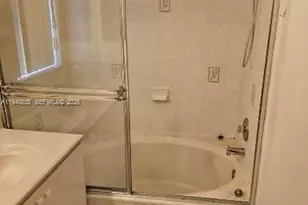 2160 NE 37th Rd, Homestead, FL 33033 - Photo 23