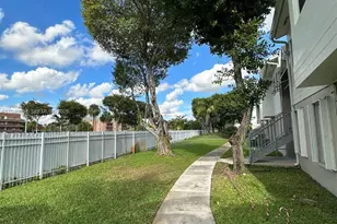 17500 NW 67th Pl, Hialeah, FL 33015 - Photo 15