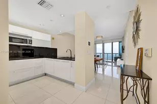 17121 Collins Ave, Sunny Isles Beach, FL 33160 - Photo 7
