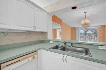 9587 Weldon Circle #B205, Tamarac, FL 33321 - Photo 7