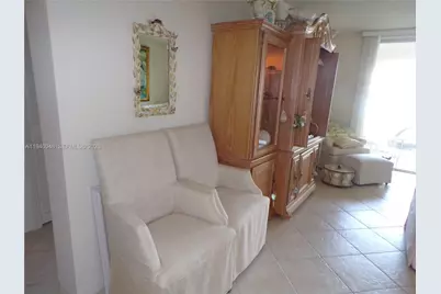 3020 Marcos Dr #S214, Aventura, FL 33160 - Photo 11