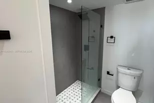 6770 Indian Creek Dr, Miami Beach, FL 33141 - Photo 17