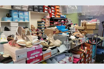 4036 W 12th Ave, Hialeah, FL 33012 - Photo 17