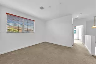 908 SW 147th Ave, Pembroke Pines, FL 33027 - Photo 11