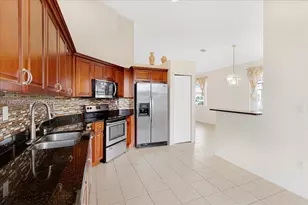 7620 S Aragon Blvd, Sunrise, FL 33322 - Photo 17