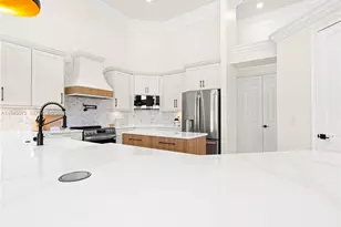 15016 SW 35th St, Davie, FL 33331 - Photo 13