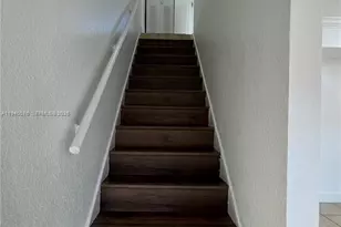 8650 SW 109th Ave, Miami, FL 33173 - Photo 17