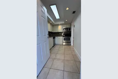 8650 SW 109th Ave #3-230, Miami, FL 33173 - Photo 7