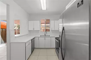 1564 SW 2nd St, Homestead, FL 33030 - Photo 7