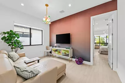 8272 Central Park Blvd, Doral, FL 33166 - Photo 11