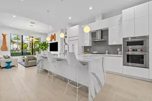 8272 Central Park Blvd, Doral, FL 33166 - Photo 7