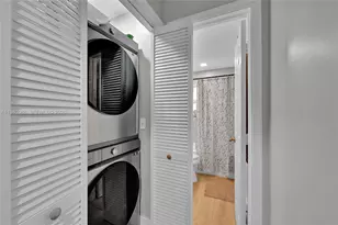 700 NW 18th St, Fort Lauderdale, FL 33311 - Photo 23