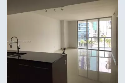 475 Brickell Av #812, Miami, FL 33131 - Photo 5