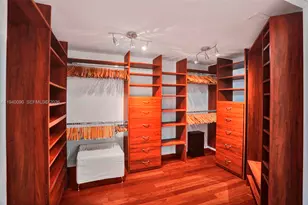 7000 Island Blvd, Aventura, FL 33160 - Photo 5