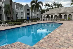 620 SW 111th Ave, Pembroke Pines, FL 33025 - Photo 1