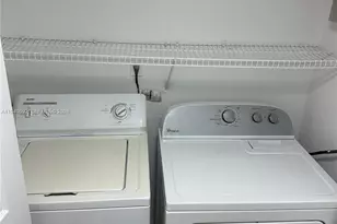 620 SW 111th Ave, Pembroke Pines, FL 33025 - Photo 7