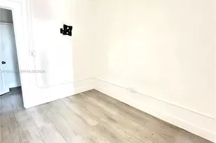 967 SW 5th St, Miami, FL 33130 - Photo 5