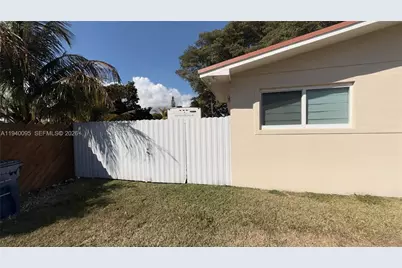 19150 Flag Dr #2, Cutler Bay, FL 33157 - Photo 9