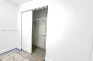 5930 W 25th Ct, Hialeah, FL 33016 - Photo 13