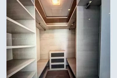 68 SE 6th St #3708, Miami, FL 33131 - Photo 13