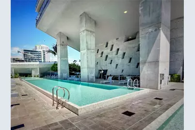 68 SE 6th St #3708, Miami, FL 33131 - Photo 17