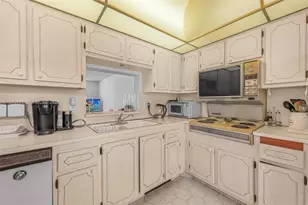 500 NE 12th Ave, Hallandale Beach, FL 33009 - Photo 13