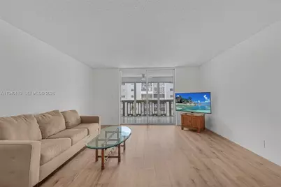 500 NE 12th Ave #407, Hallandale Beach, FL 33009 - Photo 9