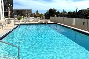 2500 NE 135th St, North Miami, FL 33181 - Photo 29