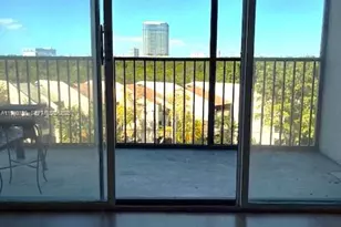 2500 NE 135th St, North Miami, FL 33181 - Photo 3