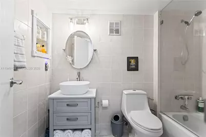 335 W Laurel Drive #8M, Margate, FL 33063 - Photo 31