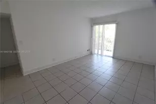 4550 NW 9th St, Miami, FL 33126 - Photo 9