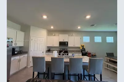 571 SE Old Country Road, Palm Bay, FL 32909 - Photo 5