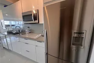 100 Lincoln Rd, Miami Beach, FL 33139 - Photo 15