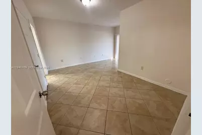 1608 Belmont Ln #1608, North Lauderdale, FL 33068 - Photo 17