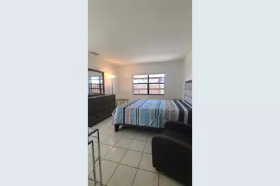 1340 SW 135th Ct, Miami, FL 33184 - Photo 11