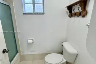 9497 NW 114th Ln, Hialeah Gardens, FL 33018 - Photo 19