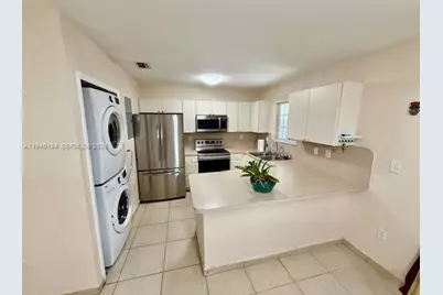 9497 NW 114th Ln #6, Hialeah Gardens, FL 33018 - Photo 11